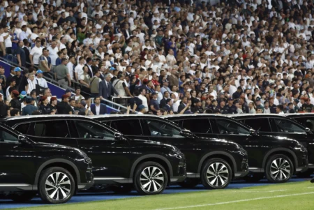 Uzbequistão premia jogadores com carros após classificação histórica para a Copa