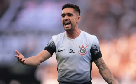 Corinthians: Saída de Coronado com Dorival Júnior e ausência de negociação no Brasil
