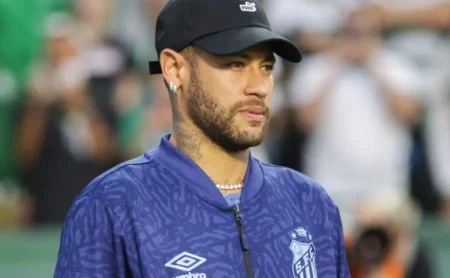 Neymar Impõe Condições para Renovar com o Santos: Reforços São Prioridade