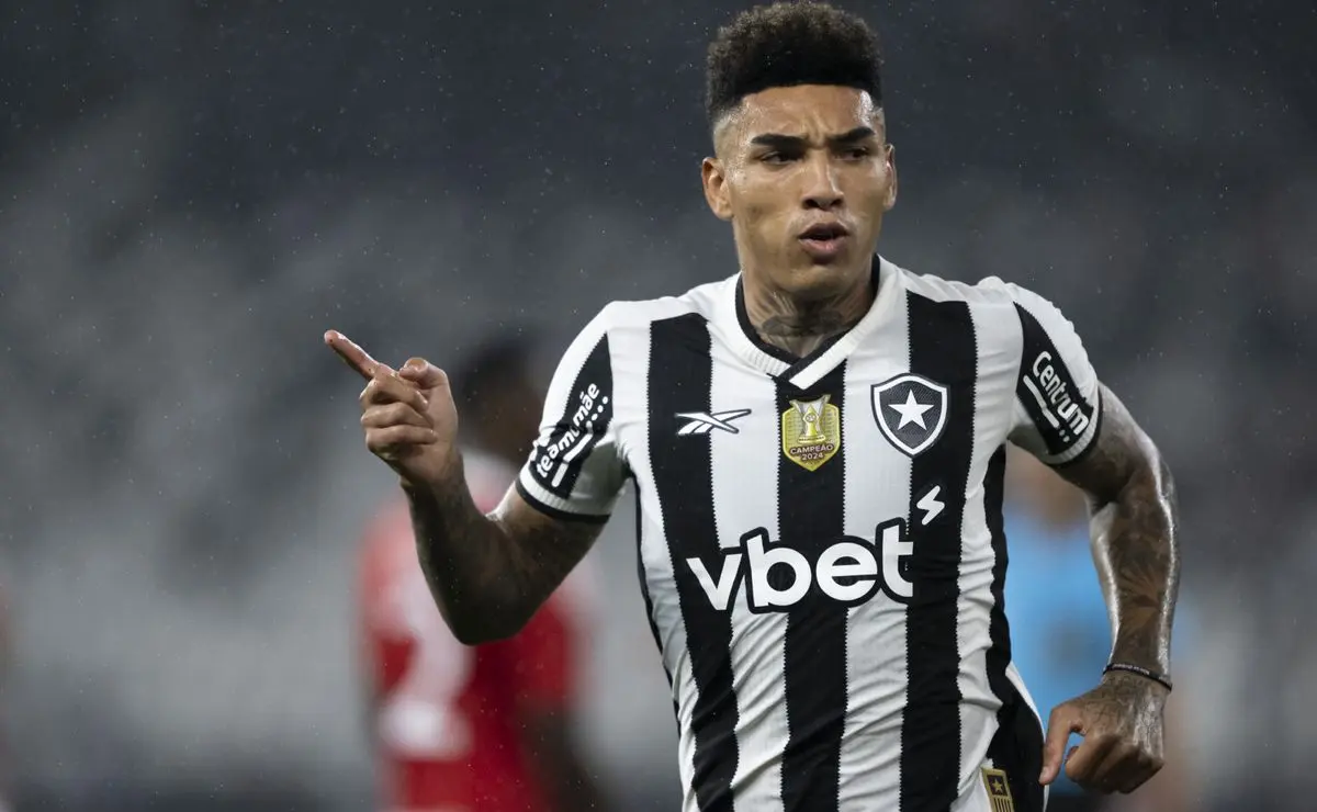 Igor Jesus: Pilar Decisivo do Botafogo no Mundial de Clubes