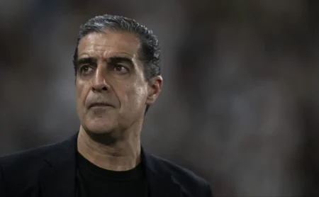 Botafogo estreia no Mundial com árbitro polêmico da Olimpíada