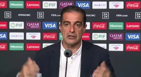 Paiva avalia estreia do Botafogo no Mundial de Clubes: "O desafio é mantermos nossa identidade"