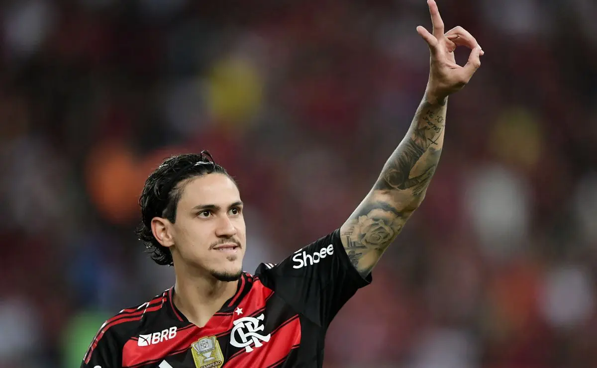 Análise Comparativa dos Elencos de Flamengo e Esperánce no Mundial de Clubes