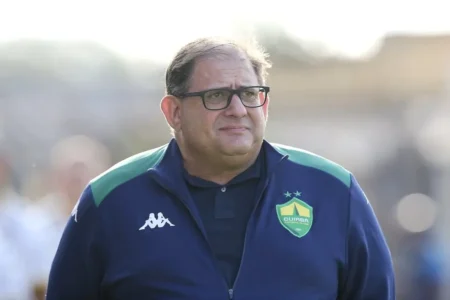 Guto Ferreira fala sobre riscos e exposição após derrota do Cuiabá na Série B