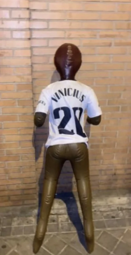 Condenação na Espanha: Torcedores punidos por ato racista contra Vini Jr.