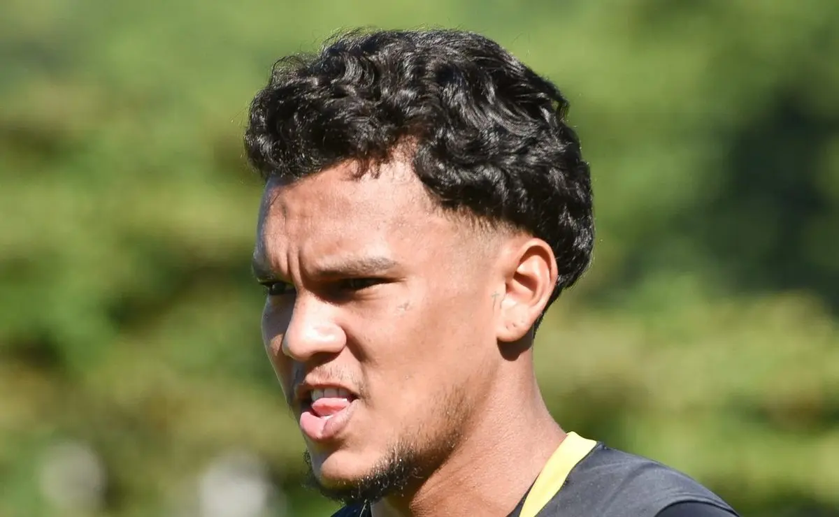 Santos: Possíveis Saídas e Negociações de Jogadores