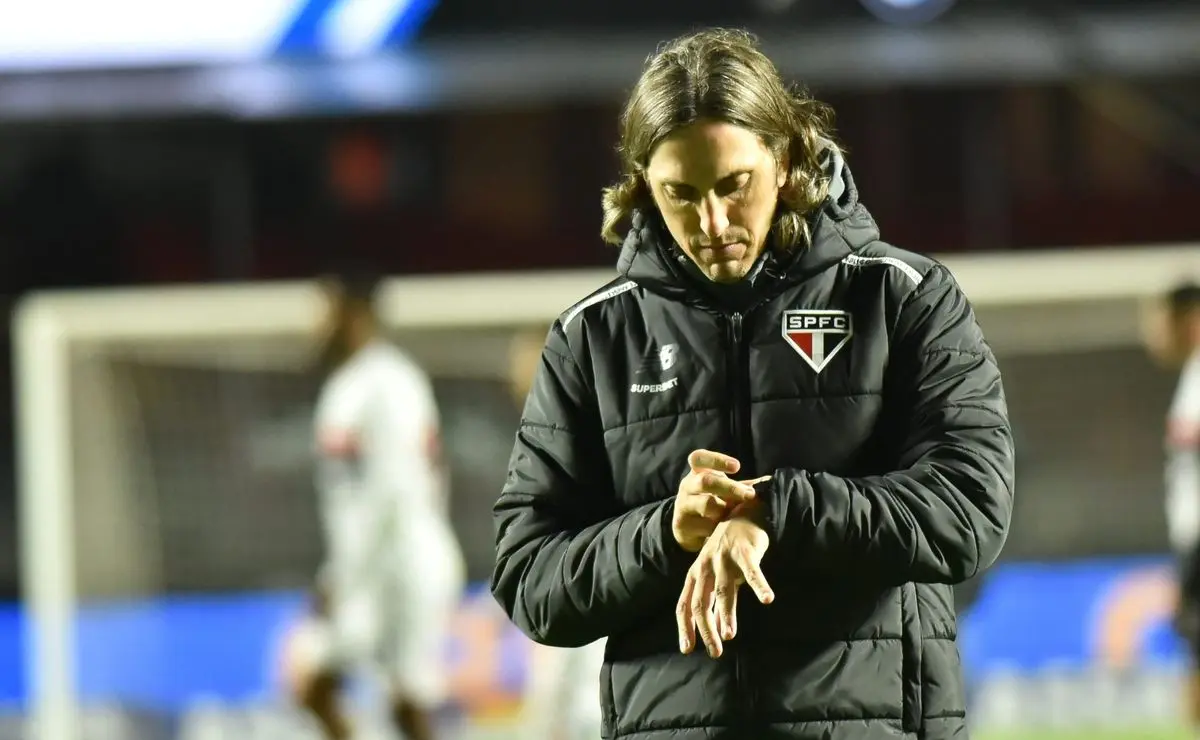 Zubeldía Deixa o São Paulo Após Pedido de Demissão