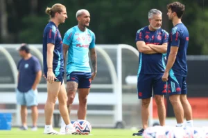 Flamengo analisa jogo contra Los Angeles: Desgaste, cartões e impacto financeiro de R$ 11 milhões
