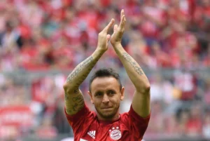 Flamengo e Bayern: Um Duelo de Estrelas e Histórias Compartilhadas