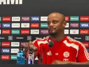 Kompany exalta Flamengo e Filipe Luís, prevendo duelo de alto nível europeu