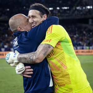 Maiores Atuações: Cássio, Fabrício Bruno e Eduardo em Destaque no Cruzeiro em [Ano Atual]