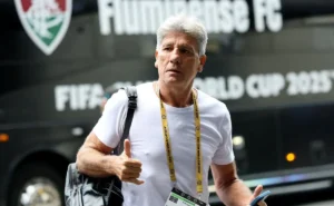 Renato Gaúcho elogia a campanha do Fluminense e do Palmeiras no Mundial de Clubes.