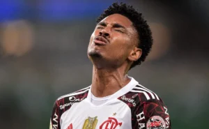 Santos Busca Reforços para Substituir Soteldo Após Descartar Vitinho