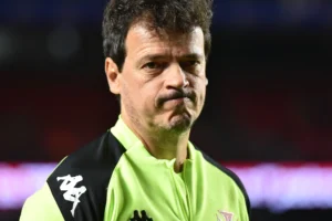 Vasco frustra torcida e não anuncia reforços antes do retorno das férias