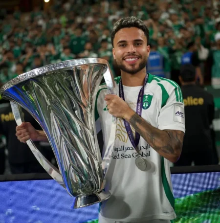 Atlético-MG Confirma Acerto com Volante Alexsander, ex-Fluminense