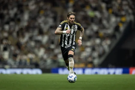 Atlético-MG aprova renovação de contrato com Lyanco; saiba detalhes