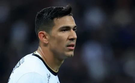 Balbuena impressiona fisicamente após primeiros exames no Grêmio