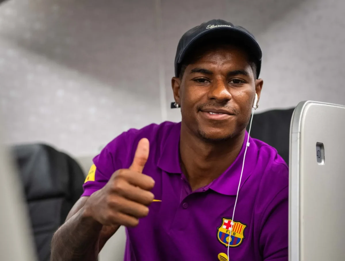 "Barcelona resolve pendência financeira e segue para pré-temporada"