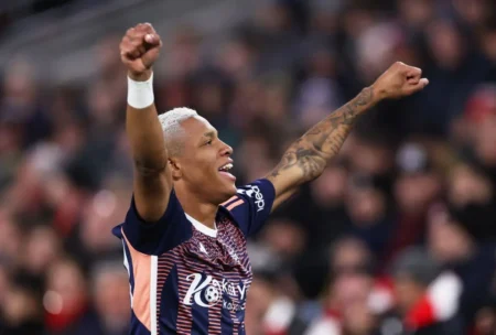 Botafogo avalia elenco após saída de Gregore e foca em Danilo, do Nottingham Forest