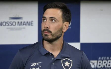Botafogo de Futebol Clube de Ancelotti perde Marlon Freitas e tem dúvidas no meio para pegar o Corinthians.