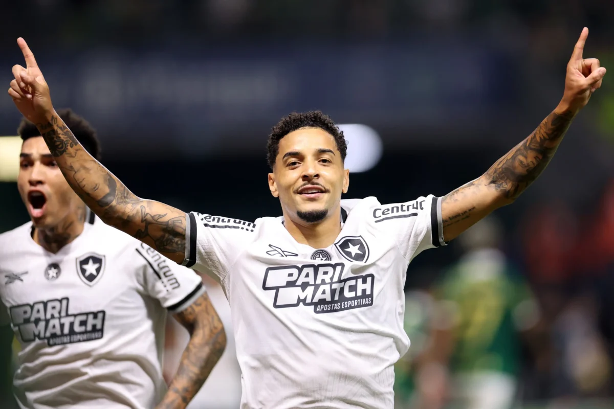 Botafogo reclama por pagamento à vista após mudanças na compra de Gregore