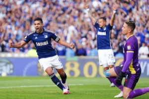 "Centroavante Falcao Garcia deixa o Millonarios"