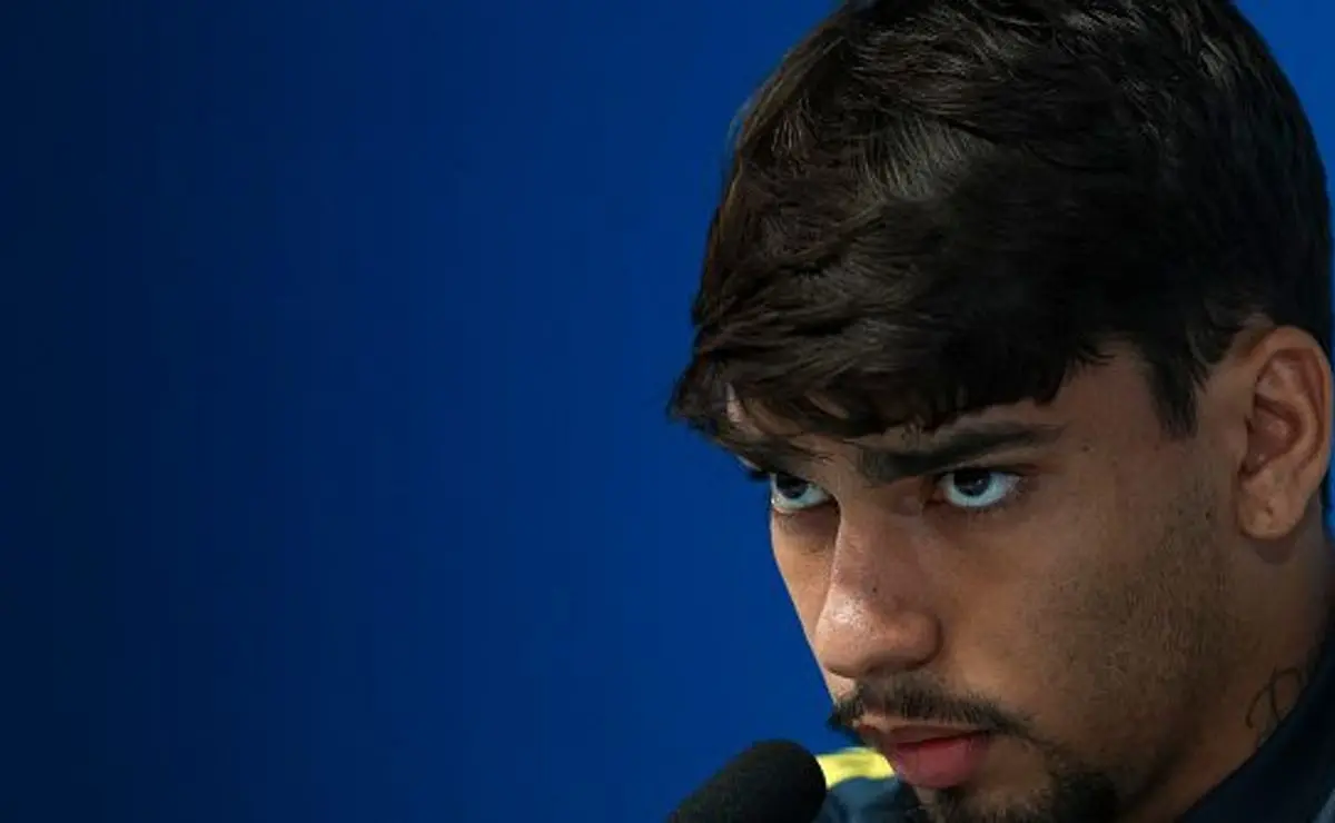 Contratação de Lucas Paquetá pelo Flamengo enfrenta obstáculos após West Ham elevar valor de R$ 224 milhões