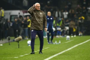 "Corinthians: Dorival Júnior pede tranquilidade de reforços"