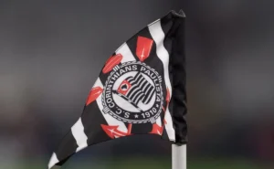 Corinthians negocia R$ 57 milhões em empréstimo e antecipação de receita da LFU