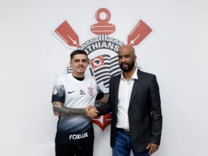Corinthians sem Fagner: Sete meses de indefinição na lateral direita