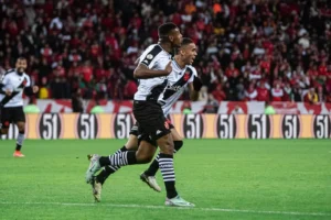De Valdir Bigode a Lyncon: Base Artilheira é Fator de Vitórias do Vasco contra o Inter no Beira-Rio