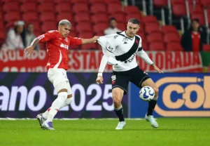 Diniz destaca desempenho irregular do Vasco em jogo contra o Internacional.