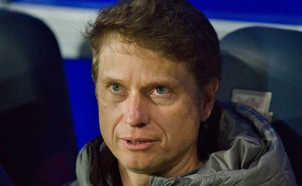 "Elogios e lamentos: Fernando Seabra analisa desempenho do Flamengo em jogo contra o Red Bull Bragantino"