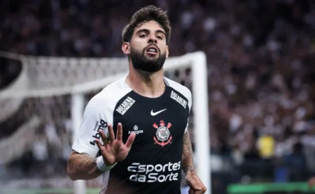 "Fico por amor": Yuri Alberto renova contrato e promete escrever nova história pelo Corinthians