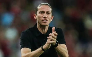 Filipe Luís confirma contratação e Flamengo vai oficializar saída de Wesley