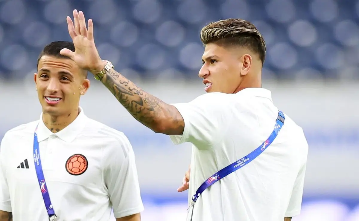 Flamengo recua e aceita comprar Carrascal após pressão da torcida por R$ 96,7 milhões