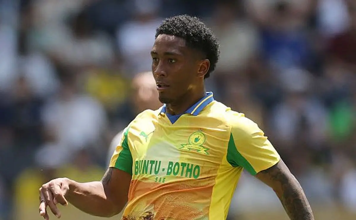 Fluminense disputa com clube do Catar a contratação de Lucas Ribeiro, do Mamelodi Sundowns.