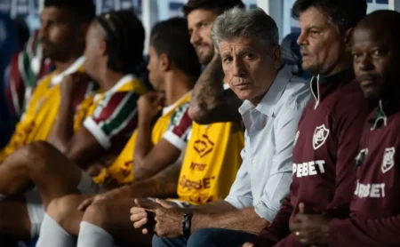 Fluminense enfrenta dificuldades em suas partidas como mandante no Campeonato Brasileiro 2025