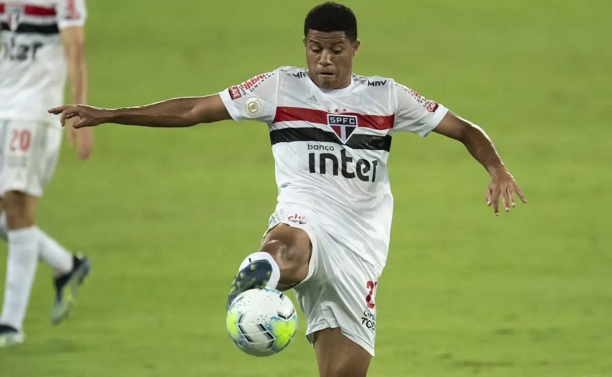 Gabriel Sara relembra críticas no São Paulo e conta como conquistou a admiração da torcida tricolor