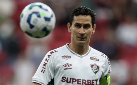 Ganso pode sair do Fluminense após treta com Renato Gaúcho em 2026