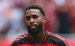 Gerson, Ex-Flamenguista, Enfrenta Dúvidas e Foco no Zenit