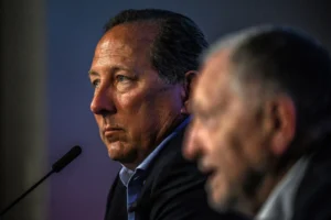 Grupo Eagle Football de Textor sofre prejuízo de quase R$ 590 milhões, com Lyon prevendo "déficit muito significativo"