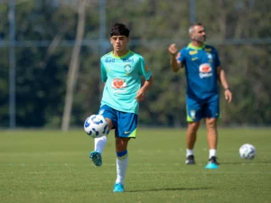 Jogador do Cruzeiro, Filho de Fagner, Treina com a Seleção e Cita Pai como Grande Inspiração