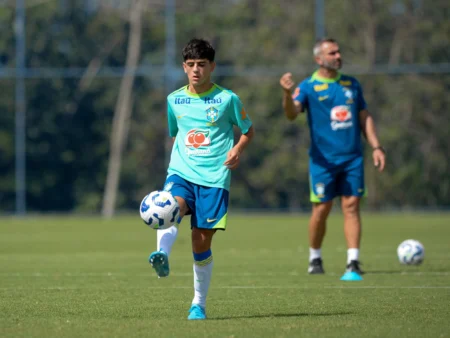 Jogador do Cruzeiro, Filho de Fagner, Treina com a Seleção e Cita Pai como Grande Inspiração
