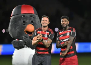 Jornal espanhol se impressiona com o "lendário Maracanã" em primeiro contato de Saúl com torcida do Flamengo