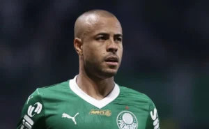 "Mayke chega ao Santos após saída do Palmeiras"