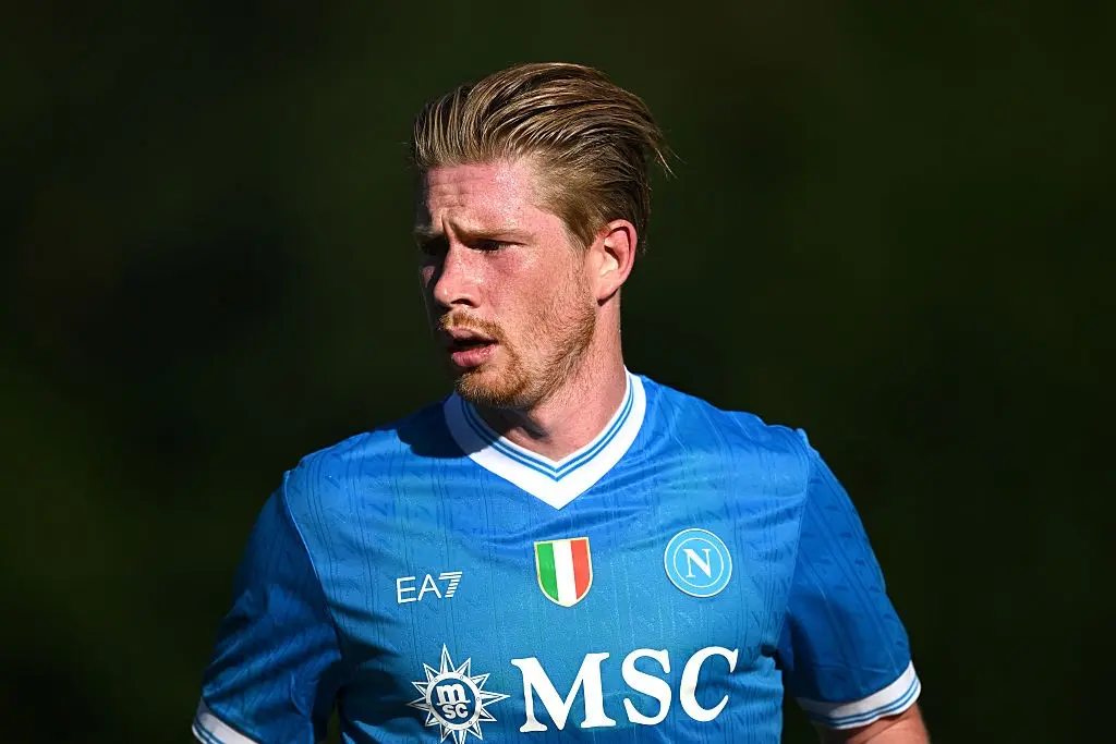 Napoli perde para time da Série C em estreia de reforços, incluindo De Bruyne