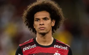Nova contratação do Santos pode acontecer caso jogador esteja disponível no mercado