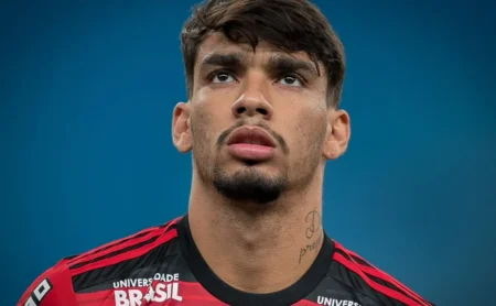 O Retorno de Lucas Paquetá ao Flamengo como maior contratação da história após absolvição enfrenta desafios após valorização.