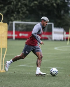 Por que saída de Ruan coloca o São Paulo em alerta para situação de Alan Franco no elenco